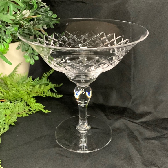 Beautiful Vintage Stuart of England cut crystal footed compote / candy dish - Picture 1 of 10